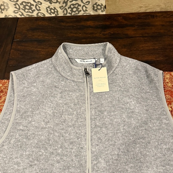 Peter Millar Men's Large British Grey Crown Flex Fleece Vest MSRP $495 - Picture 4 of 13